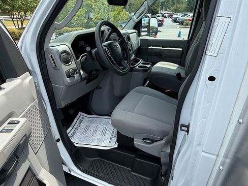 New 2024 Ford E-350 and Econoline 350 Super Duty w/ Driver's Safety Package image 9