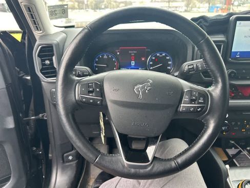 Used 2021 Ford Bronco Sport Outer Banks image 3