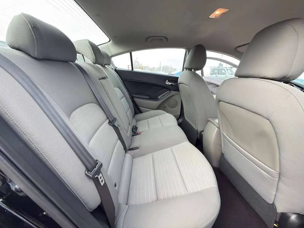 Used 2015 Kia Forte EX FWD image 29