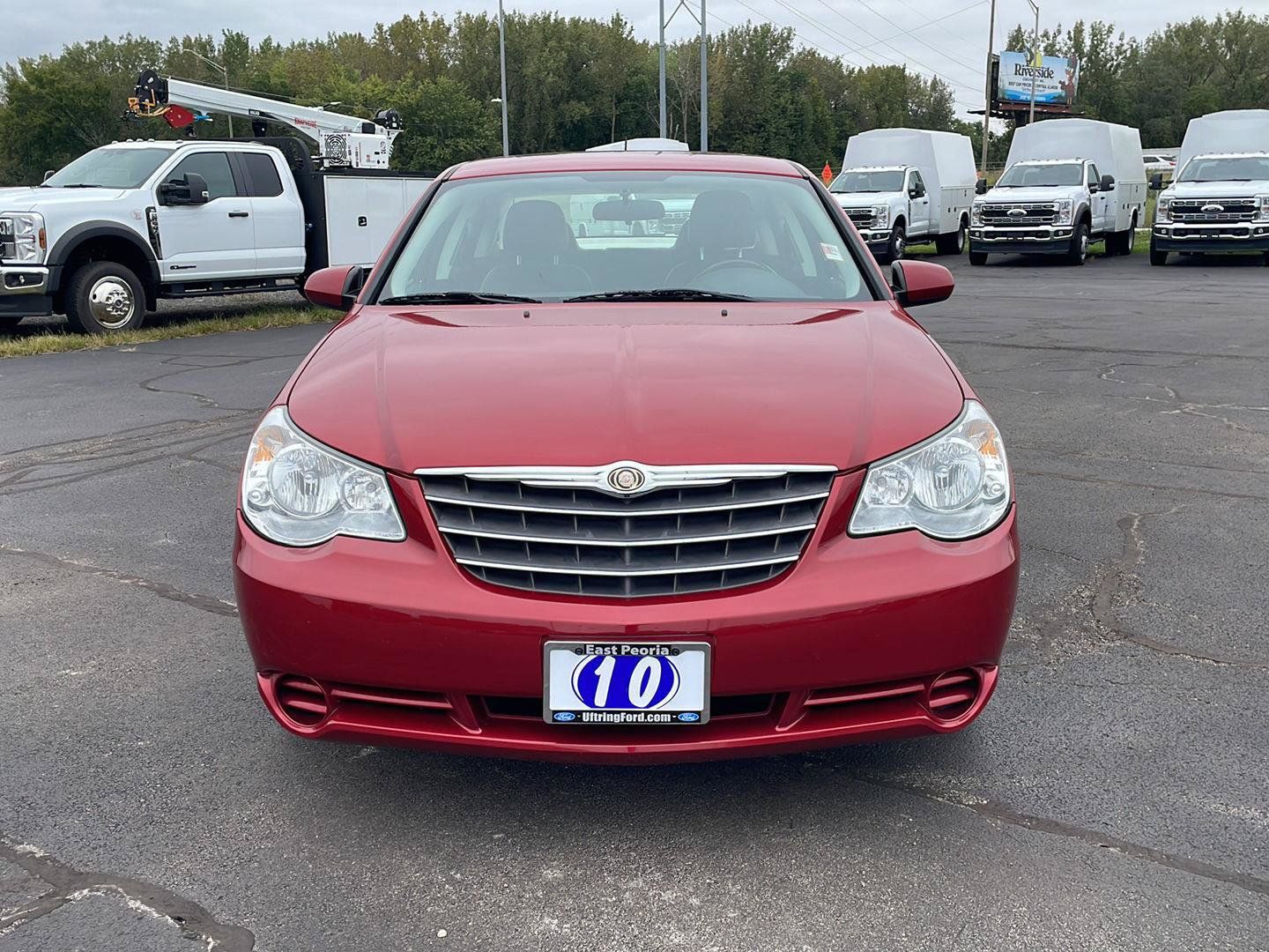 Used 2010 Chrysler Sebring Limited FWD image 8