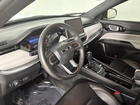 Used 2024 Jeep Compass Limited AWD/4WD image 16
