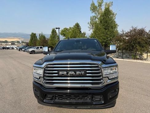 Used 2023 RAM 3500 Limited AWD/4WD image 14