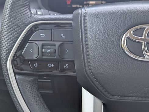 Used 2023 Toyota Sequoia Capstone image 22