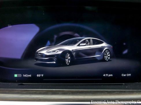 Used 2023 Tesla Model S Standard Range AWD/4WD image 17