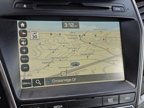 Used 2017 Hyundai Santa Fe FWD image 25