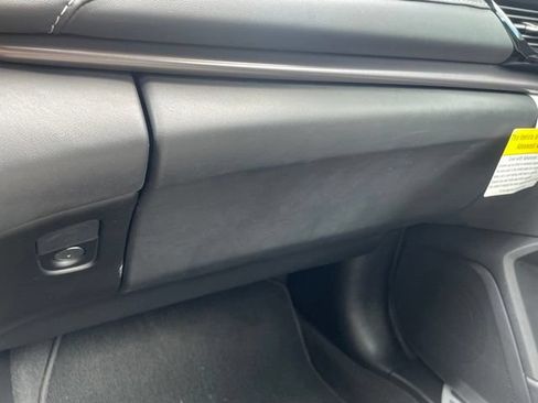 Used 2025 Acura RDX SH-AWD image 29