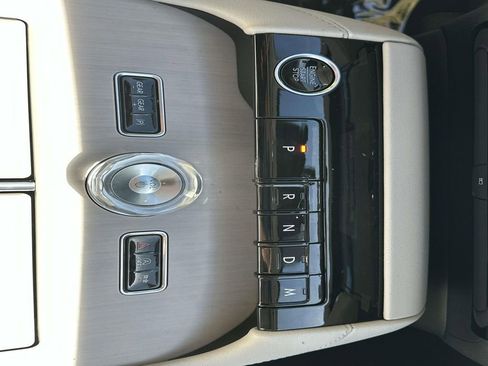 New 2025 Lincoln Navigator Reserve image 35