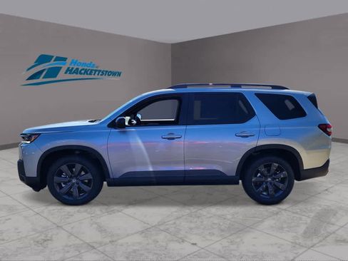 New 2026 Honda Pilot Sport image 2
