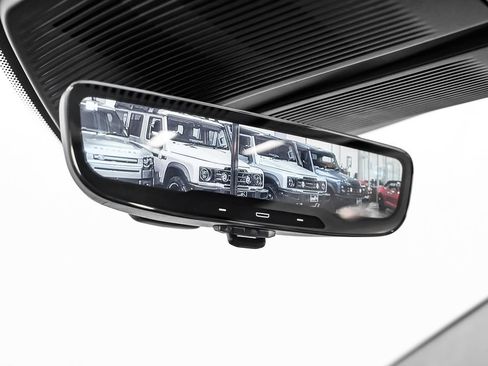 Used 2023 Fisker Ocean Extreme image 23