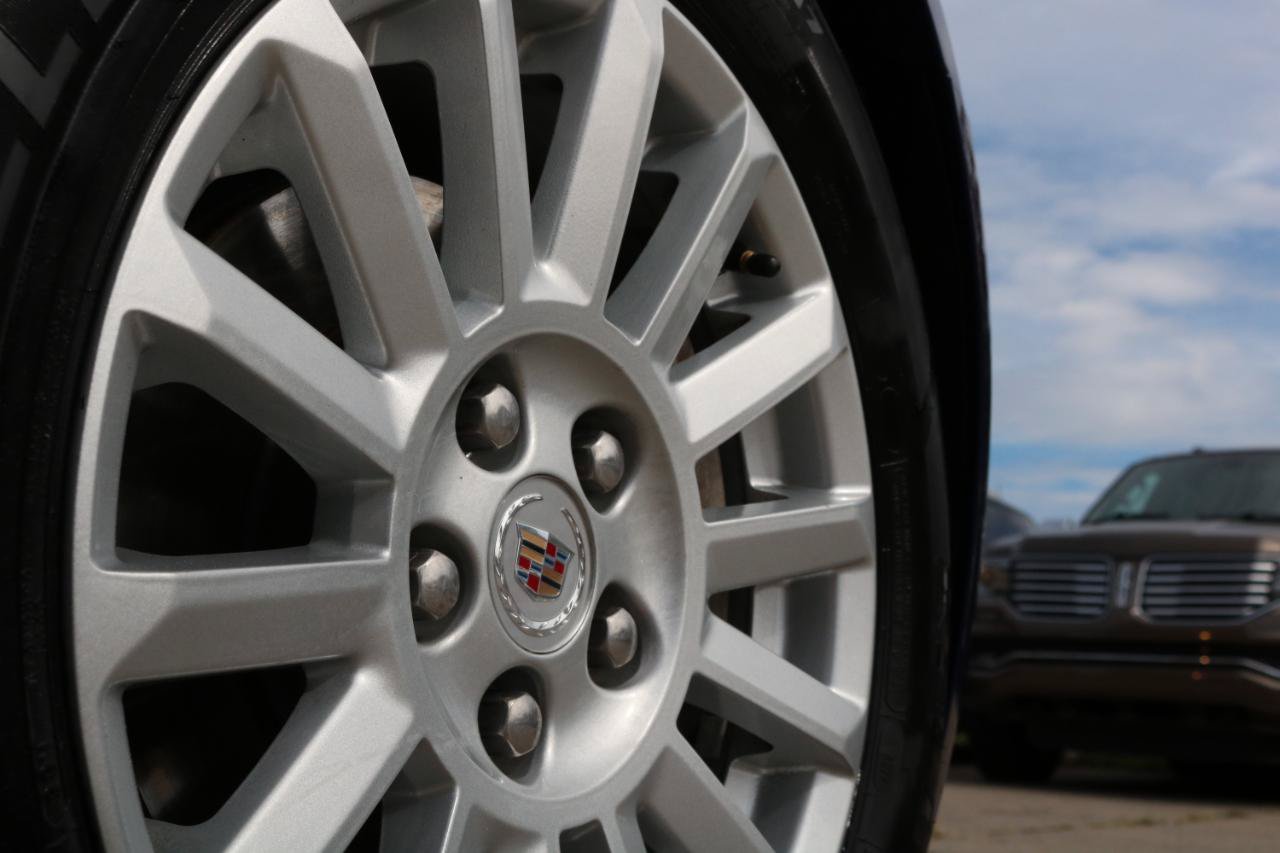 Used 2012 Cadillac CTS AWD Sedan image 7