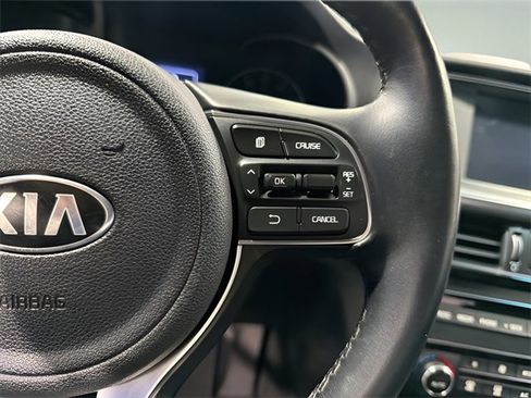 Used 2018 Kia Optima EX w/ Premium Package image 17