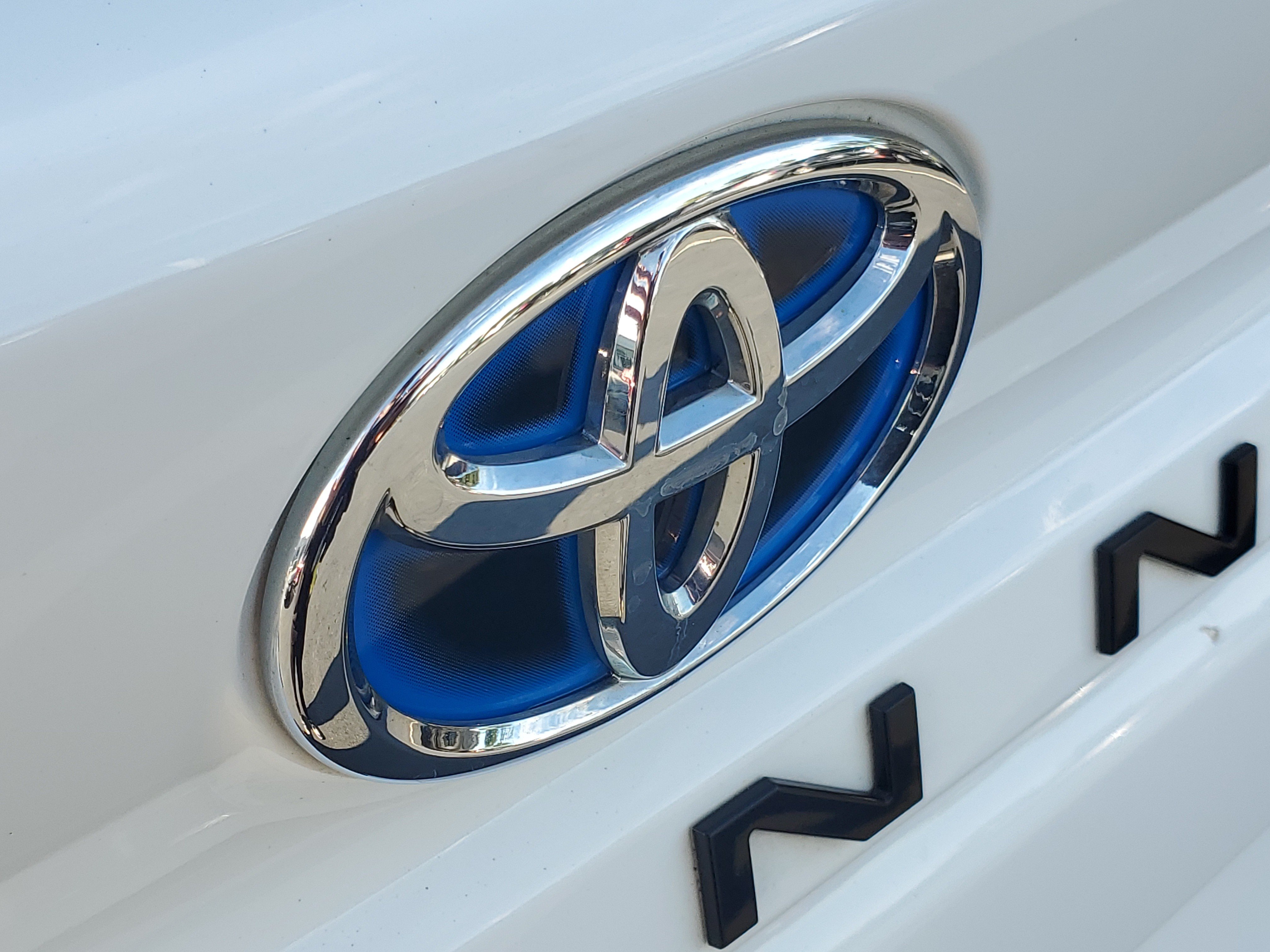 Used 2023 Toyota Sienna XSE AWD/4WD image 8