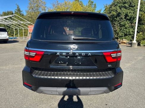 Used 2024 Nissan Armada SL w/ Captain's Chairs Package image 4