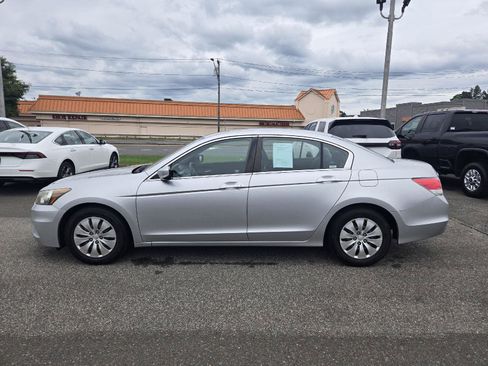 Used 2012 Honda Accord LX image 4