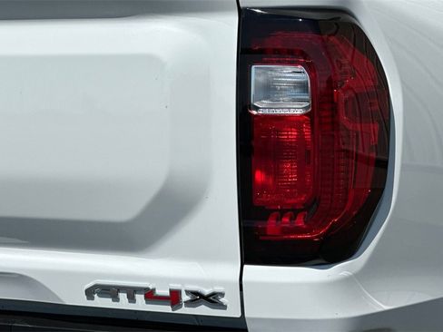 New 2025 GMC Canyon AT4 w/ AT4X Package image 7