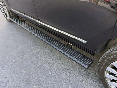 Used 2020 Lincoln Navigator L Reserve w/ Equipment Group 208A Reserve image 26