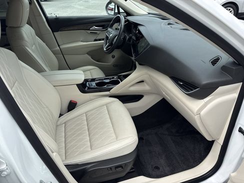 Used 2023 Buick Envision Avenir AWD/4WD image 38