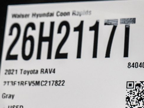 Used 2021 Toyota RAV4 LE AWD/4WD image 29