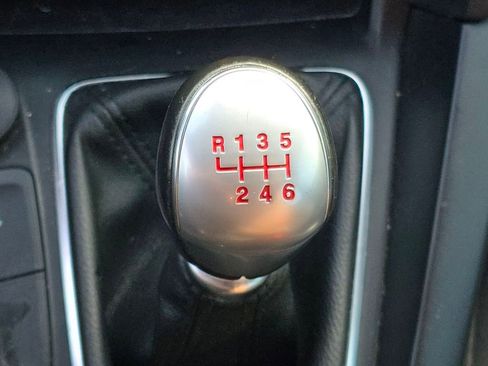 Used 2018 Ford Focus ST image 23