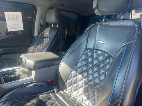 Used 2023 Ford F250 XLT w/ Black Appearance Package AWD/4WD image 13