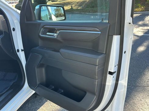 Certified 2025 Chevrolet Silverado 1500 LT image 12