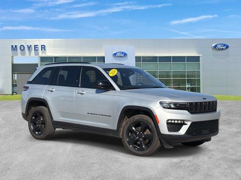 Used 2024 Jeep Grand Cherokee Limited w/ Luxury Tech Group II AWD/4WD image 1
