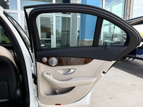 Used 2016 Mercedes-Benz C 300 4MATIC Sedan image 29