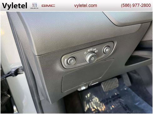 Certified 2023 Buick Encore GX Select image 19