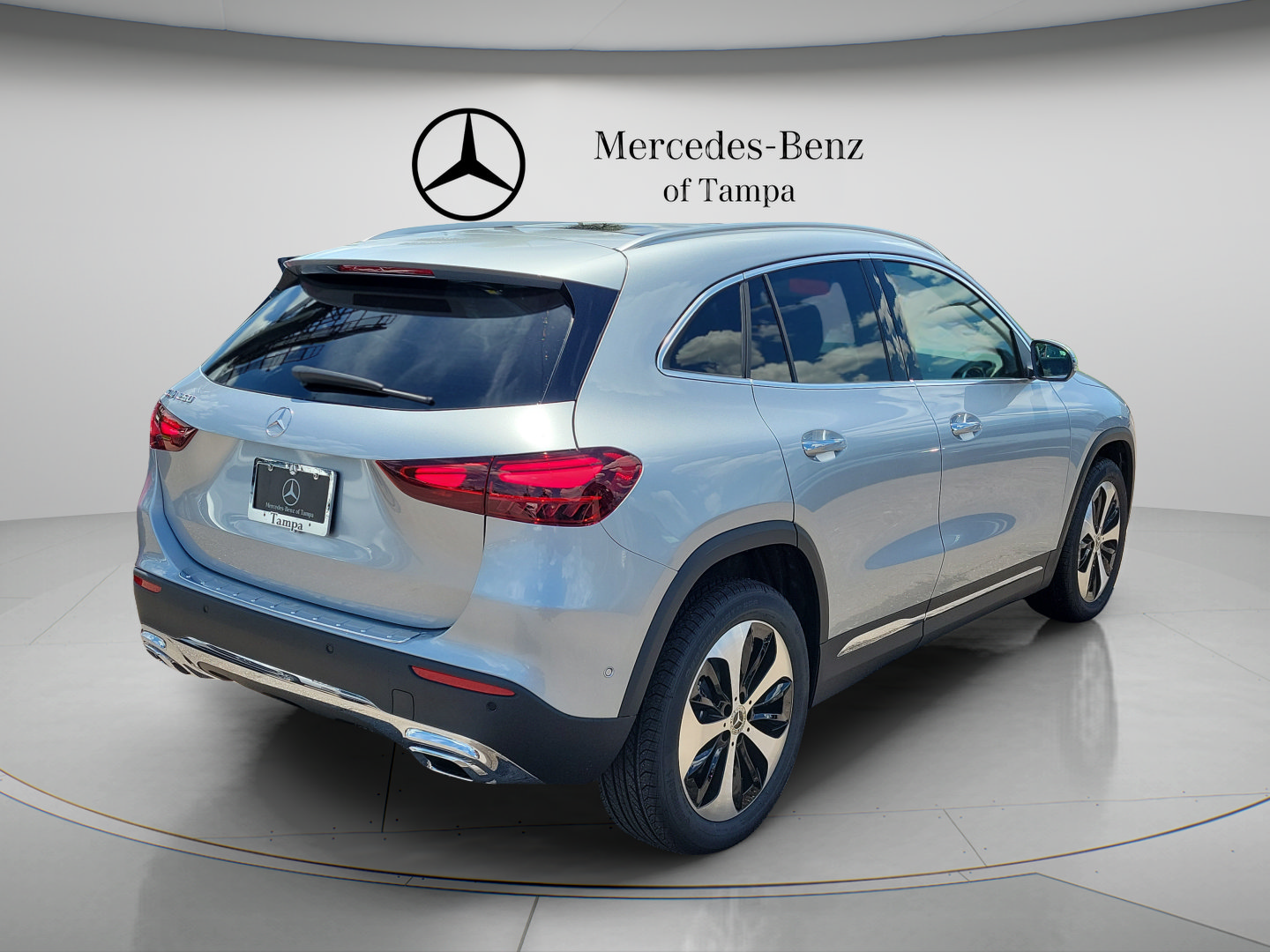 Used 2026 Mercedes-Benz GLA 250 image 3