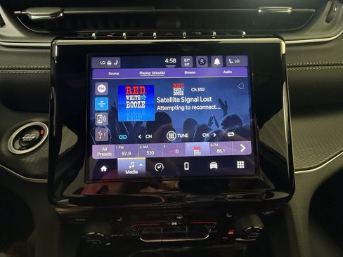Used 2025 Jeep Grand Cherokee L Laredo w/ Luxury Tech Group I AWD/4WD image 28