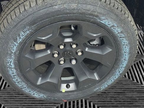 New 2026 RAM 1500 Express image 9