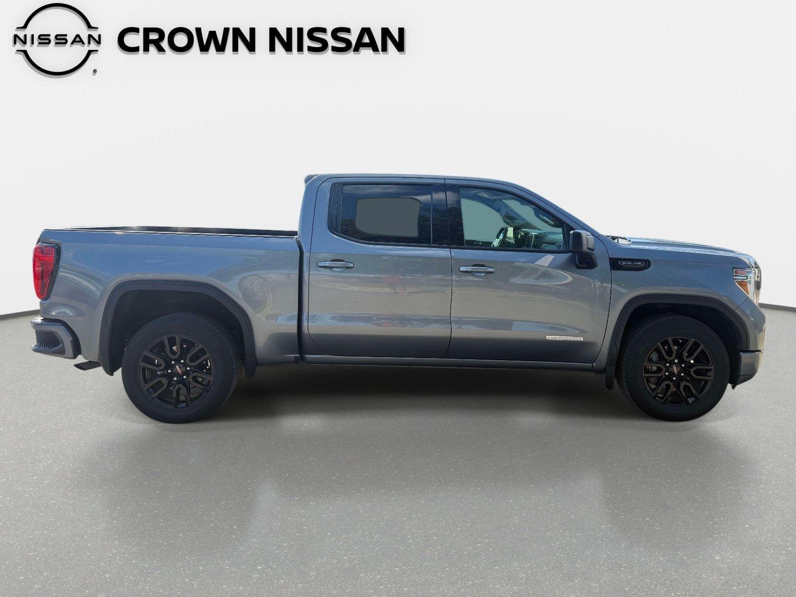 Used 2021 GMC Sierra 1500 Elevation RWD image 9