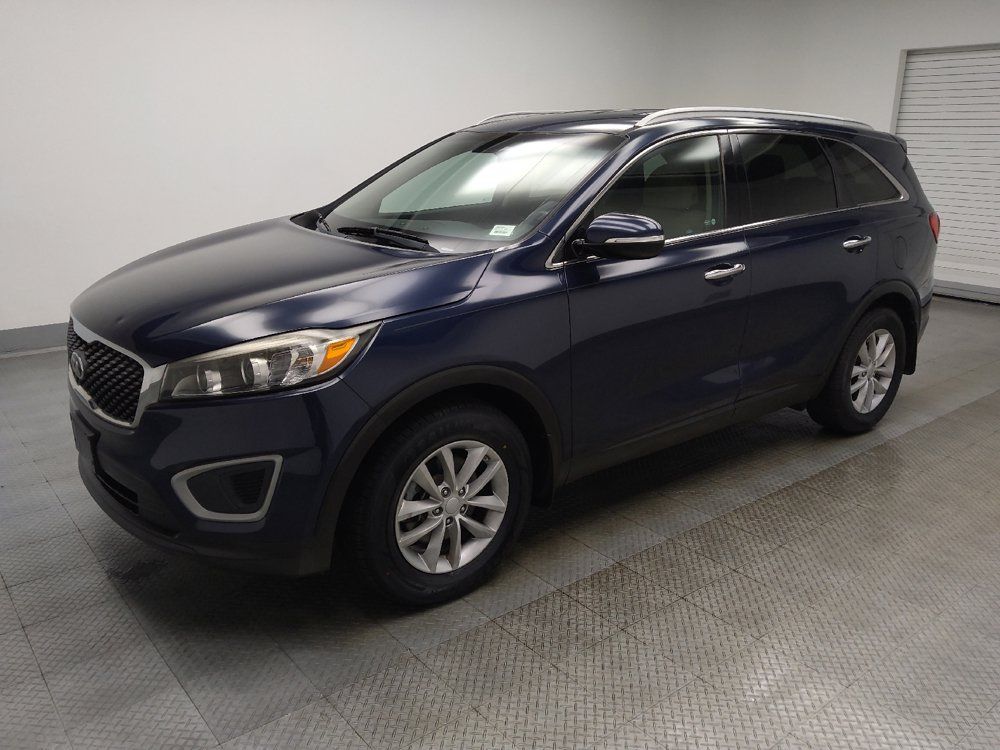 Used 2018 Kia Sorento FWD image 2