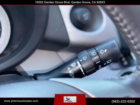 Used 2008 Toyota RAV4 Limited image 32