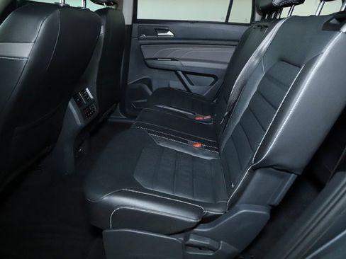 Used 2023 Volkswagen Atlas SEL Premium image 29