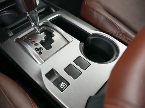 Used 2020 Toyota 4Runner Limited image 30