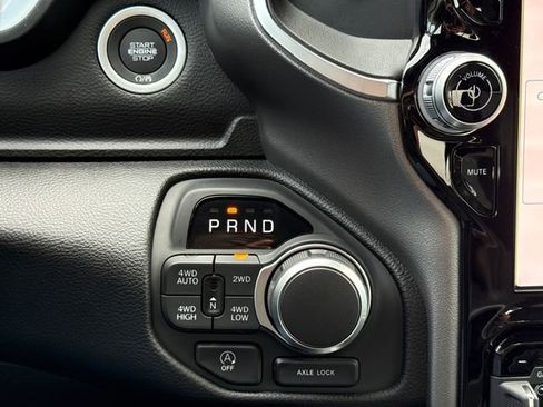 New 2026 RAM 1500 Big Horn AWD/4WD image 25