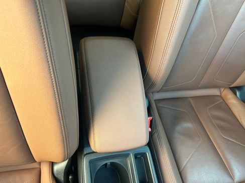 Used 2022 Audi Q3 2.0T Premium Plus w/ Premium Plus Package image 39