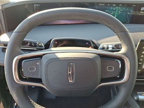 New 2026 Lincoln Nautilus Reserve w/ Jet Appearance Package image 9