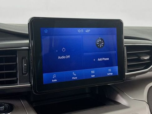 Used 2022 Ford Explorer XLT w/ Equipment Group 202A image 14