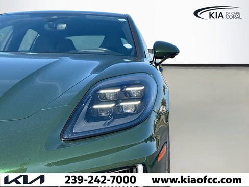 Used 2025 Porsche Panamera 4 image 9