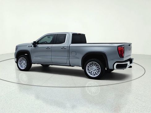 Used 2023 GMC Sierra 1500 SLE w/ Enhanced Capability Package AWD/4WD image 5