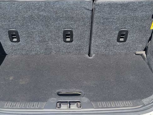 Used 2014 Ford Fiesta Titanium image 30