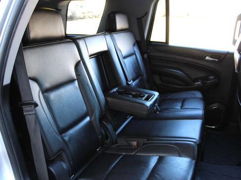 Used 2018 Chevrolet Tahoe LT image 12