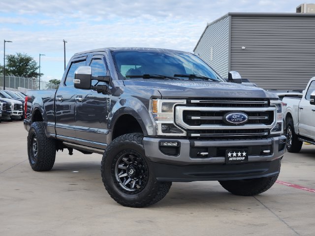 Used 2021 Ford F250 Platinum AWD/4WD image 2