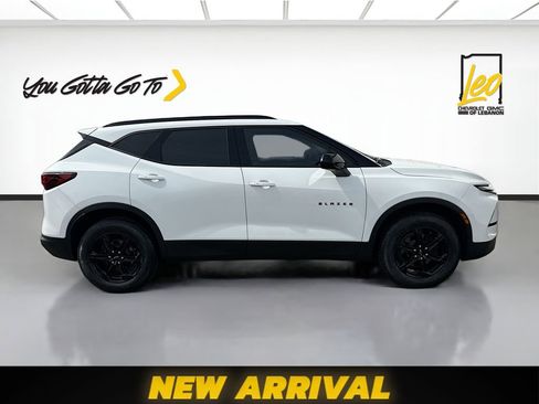 Used 2023 Chevrolet Blazer LT w/ Midnight/Sport Edition image 4