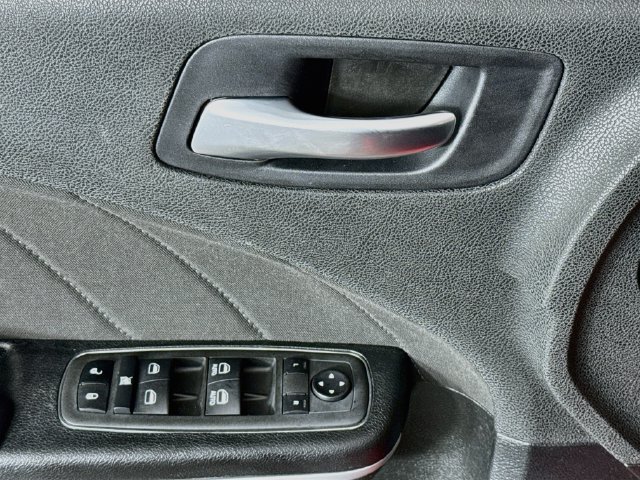 Used 2022 Dodge Charger SXT RWD image 21