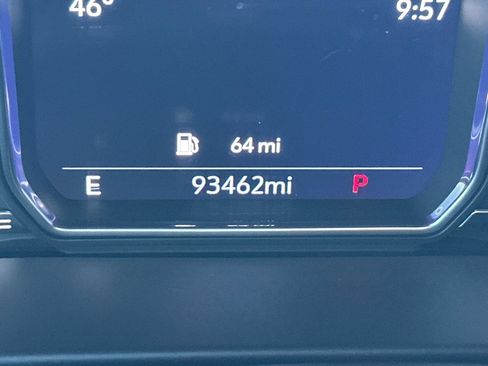 Used 2021 GMC Yukon SLT image 42