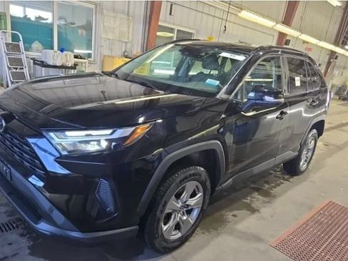 Used 2024 Toyota RAV4 XLE w/ Weather Package AWD/4WD image 1