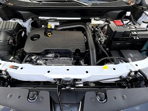 New 2026 Chevrolet Equinox ACTIV w/ Convenience Package III image 10